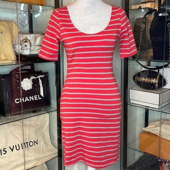 XHILARATION | Bundle of 2 Bodycon Dresses in Black and Red/Gray Stripes - Picture 2 of 5